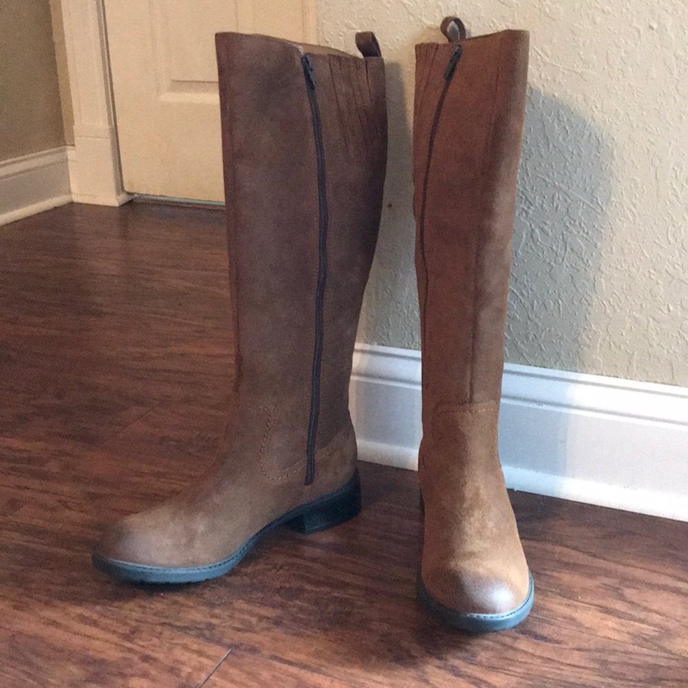 New in the box Clark’s boots